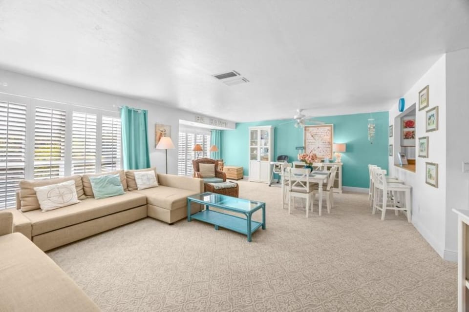 Blind Pass Unit E206 Apartment in Sanibel Island