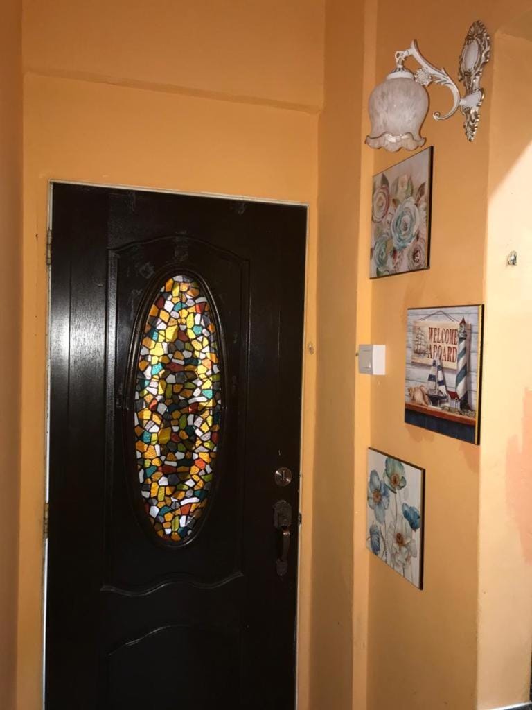 3 Air Cond Bedrooms, 10 minutes to Rawang Town Apartment in Selangor, Malaysia