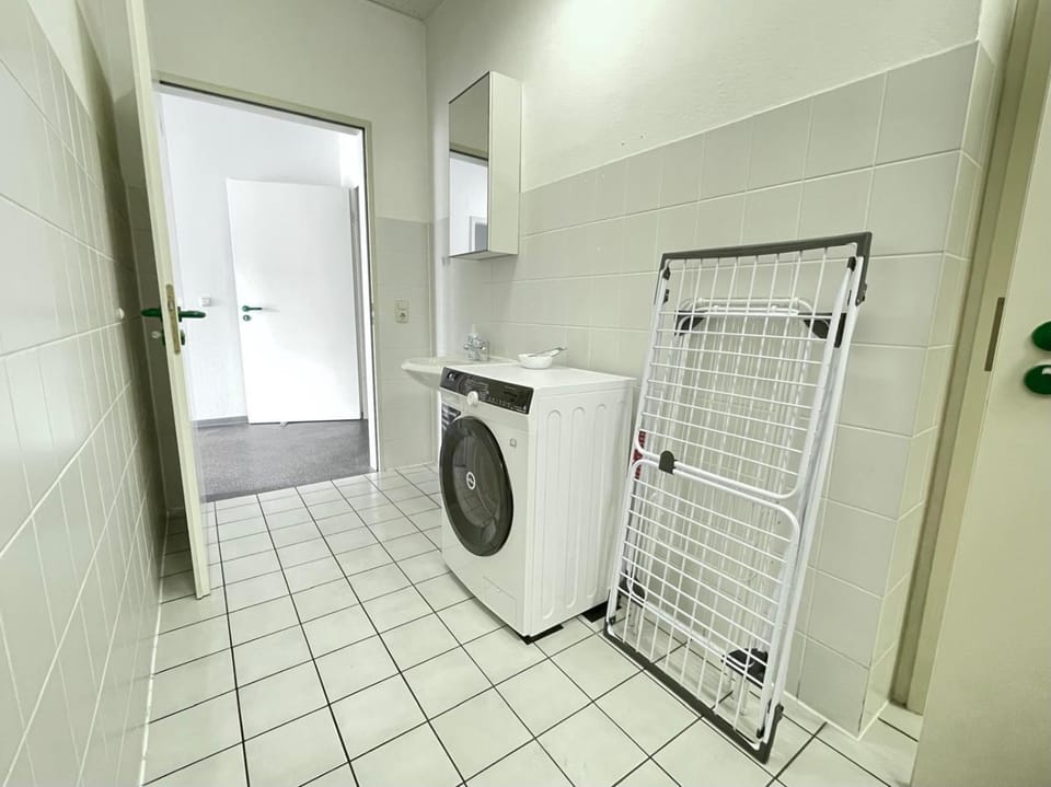 Bathroom, washing machine