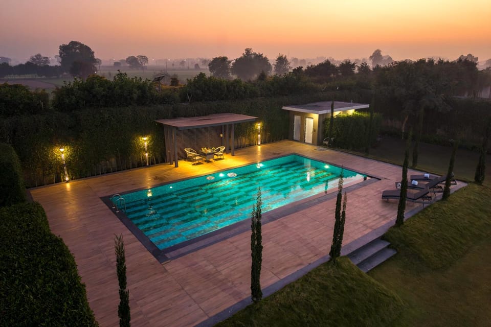 Levante farms by ELIVAAS Villa in Delhi