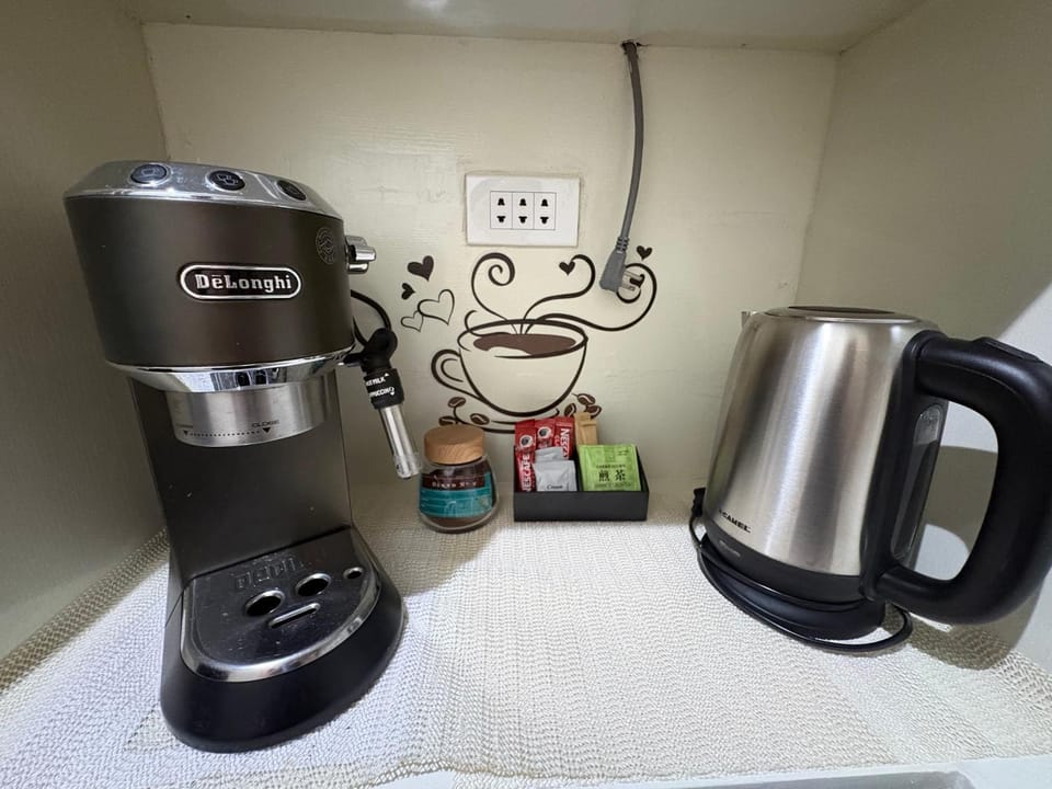 Coffee/tea facilities