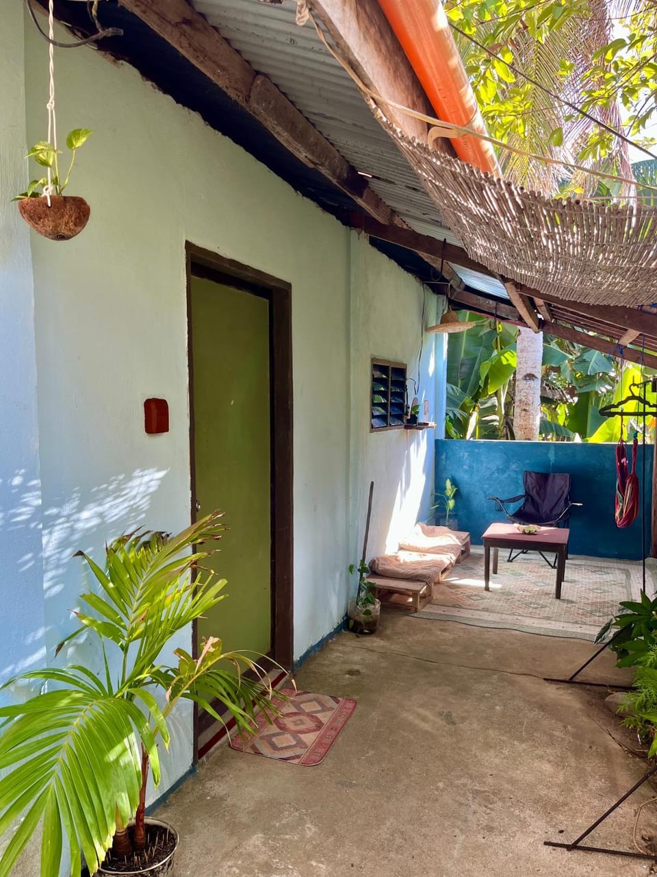 The Artist House Apartment in Siargao Island
