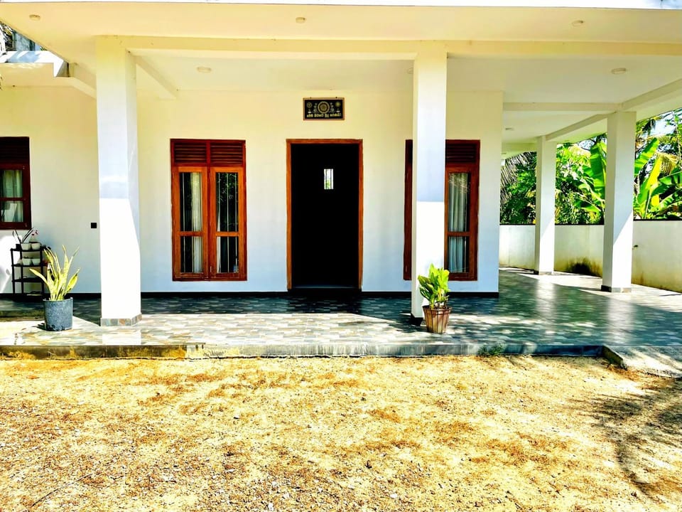 Lotus villa Villa in Southern Province