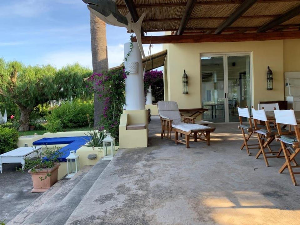 Villa del Carrubo House in Sicily