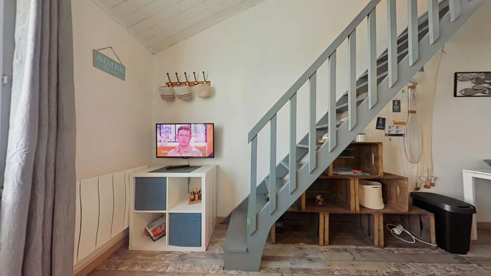 Communal lounge/ TV room, TV and multimedia