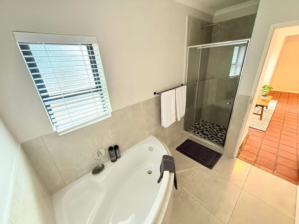 Shower, Bath