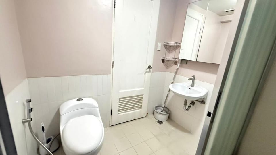 1BR at Tivoli Garden, Near Rockwell Makati Apartment in Mandaluyong
