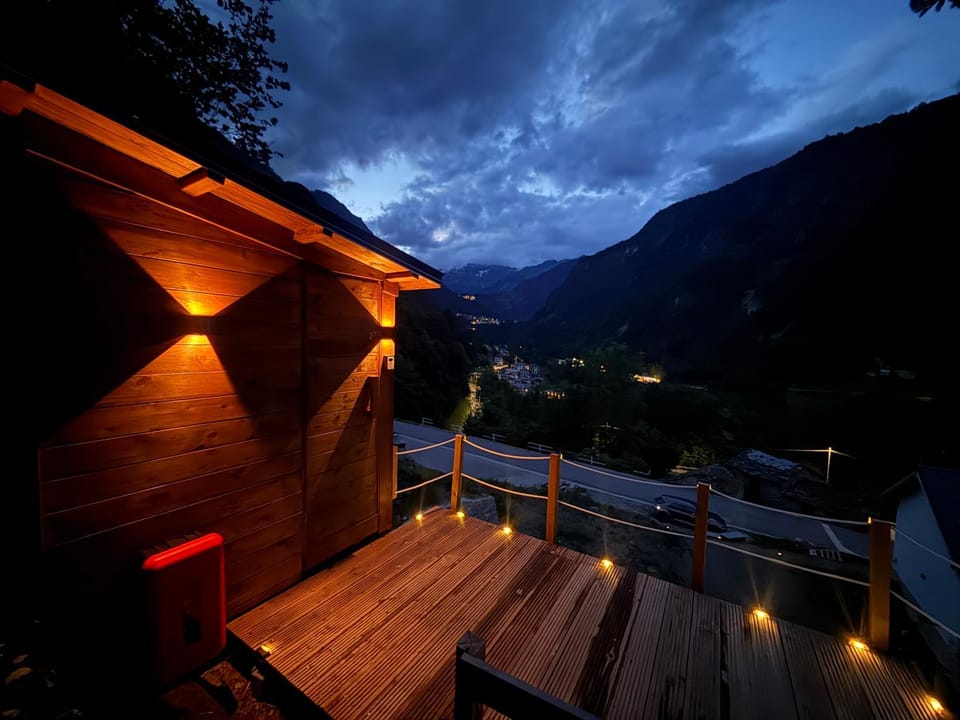 Night, Sauna, View (from property/room), Balcony/Terrace, Spa and wellness centre/facilities, Mountain view