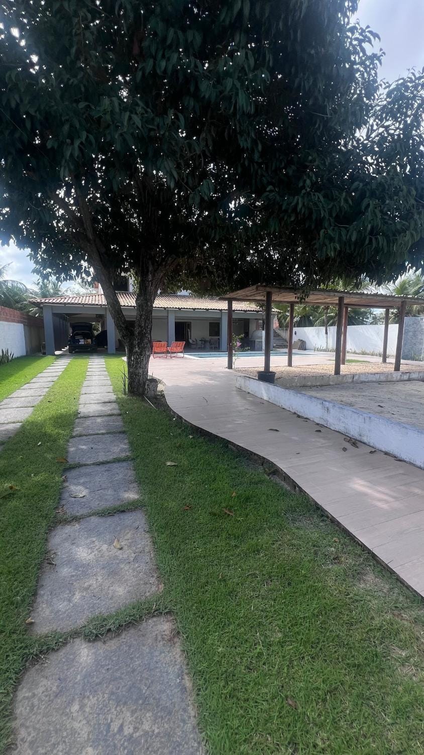 Facade/entrance, Garden