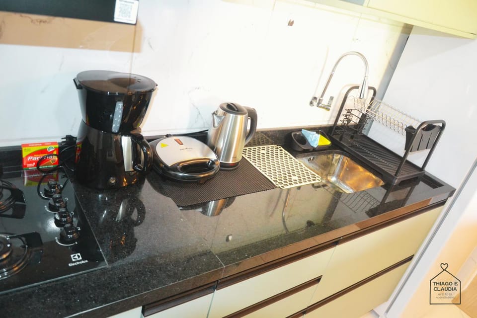 Kitchen or kitchenette, Breakfast
