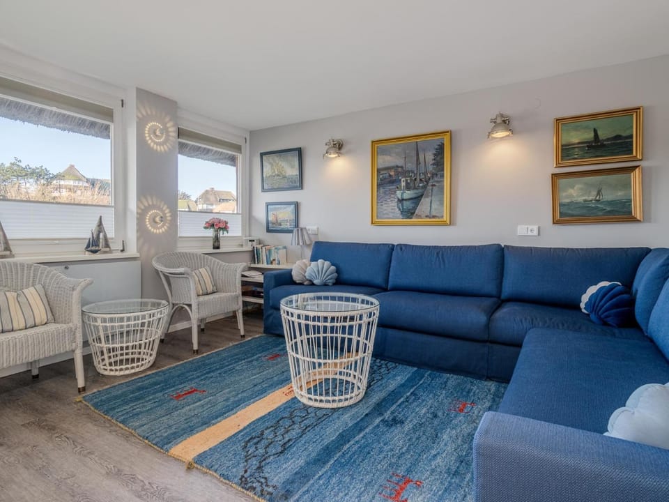 Living room, Photo of the whole room
