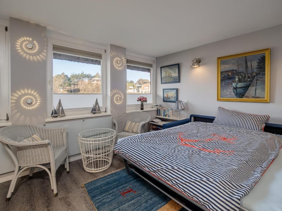 Bed, Living room, Photo of the whole room