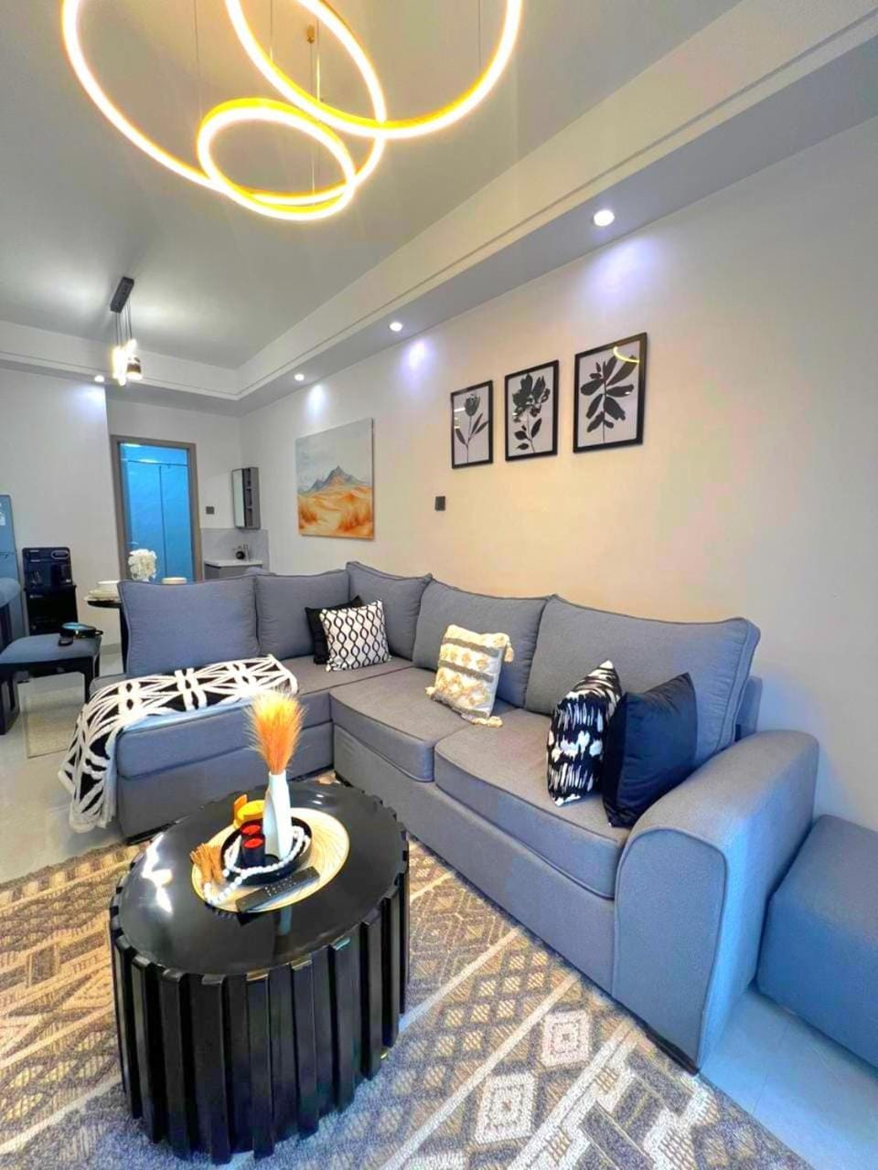 Living room, Seating area