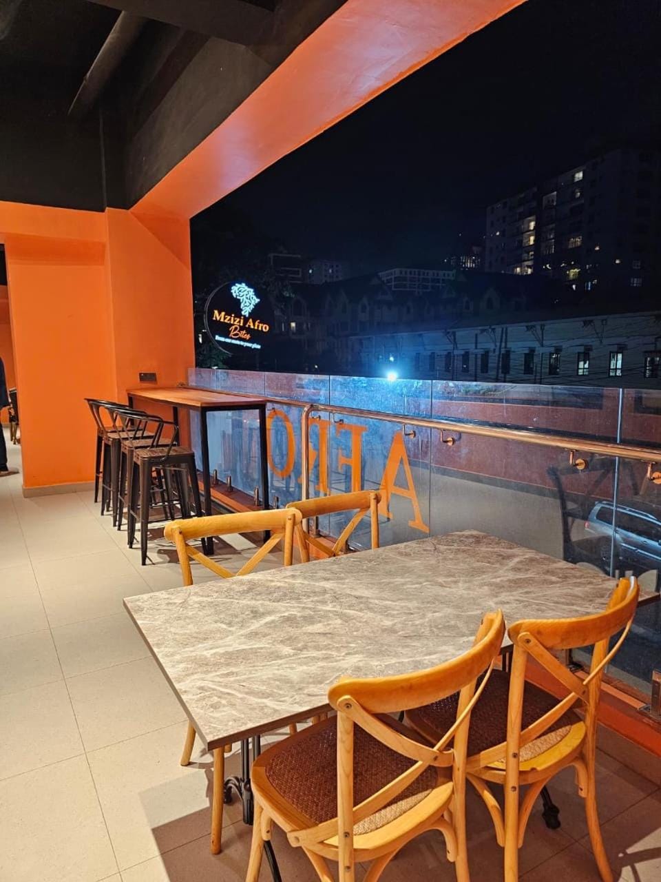 Property building, Restaurant/places to eat