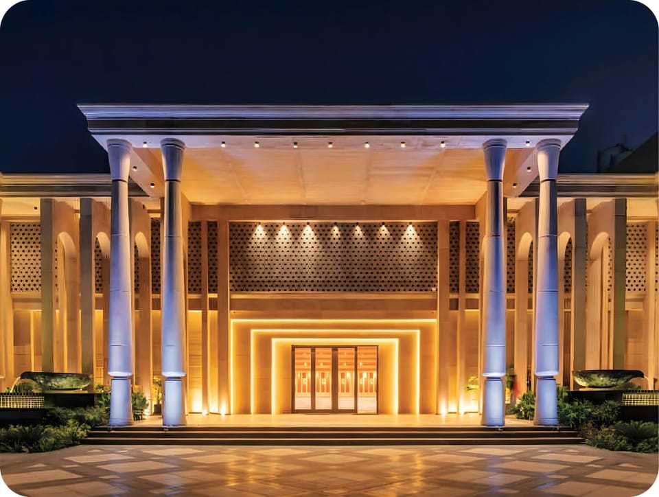 Property building, Facade/entrance, Banquet/Function facilities