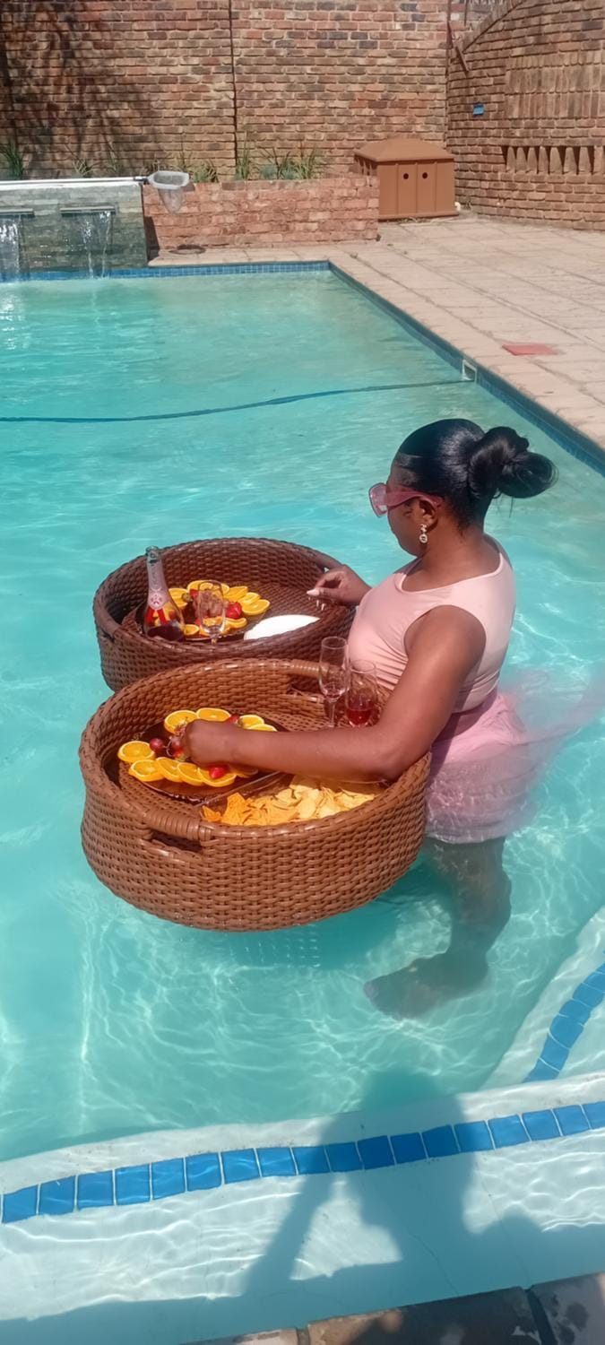Epic touch B&B Bed and Breakfast in Sandton