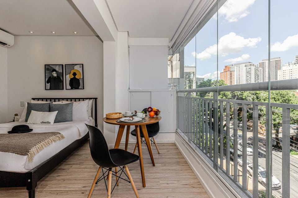 Bed, Day, Balcony/Terrace, Dining area, Bedroom, air conditioner