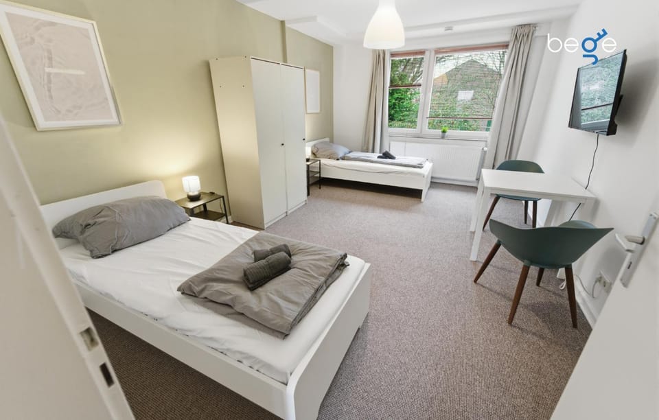 Photo of the whole room, Decorative detail, Bedroom, heating, internet, towels