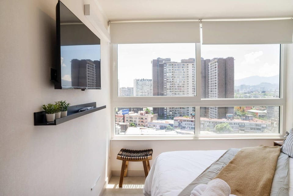 Cozy Retreat for 3 Chic 1BR Nunoa Quiet Bright Apartment in Santiago