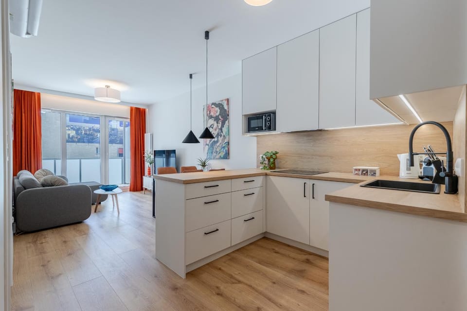 microwave, oven, kitchen