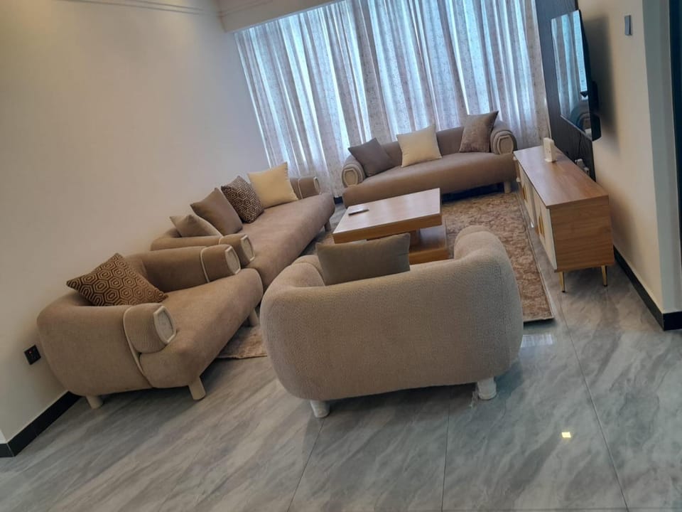 classy executive two bedroom apartment with fully equipped gym ample parking space , swimming pool children playing ground and amazing scenic views which whispers comfort and luxury Apartment in Nairobi