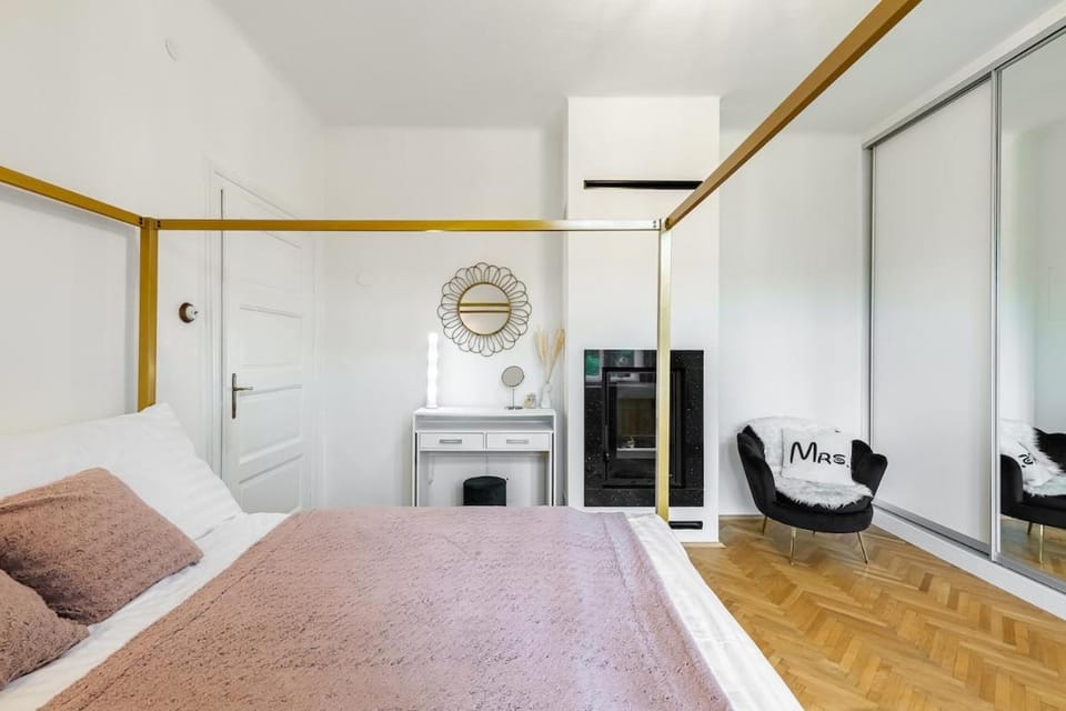 City Essence Apartment in Prime Bratislava Apartment in Bratislava