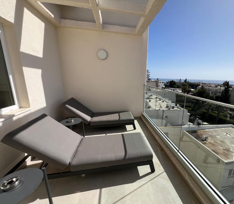 Balcony/Terrace, Sea view, sunbed