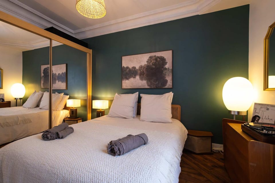Charming Flat Sacre Coeur Apartment in Paris
