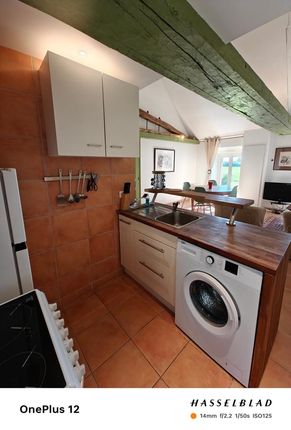 oven, washing machine, kitchen