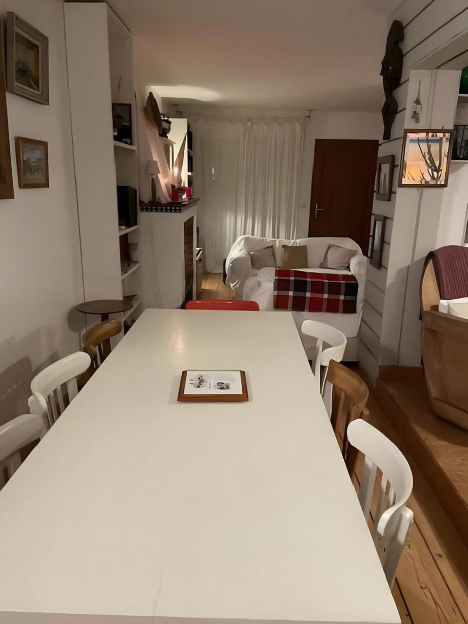 Property building, Living room