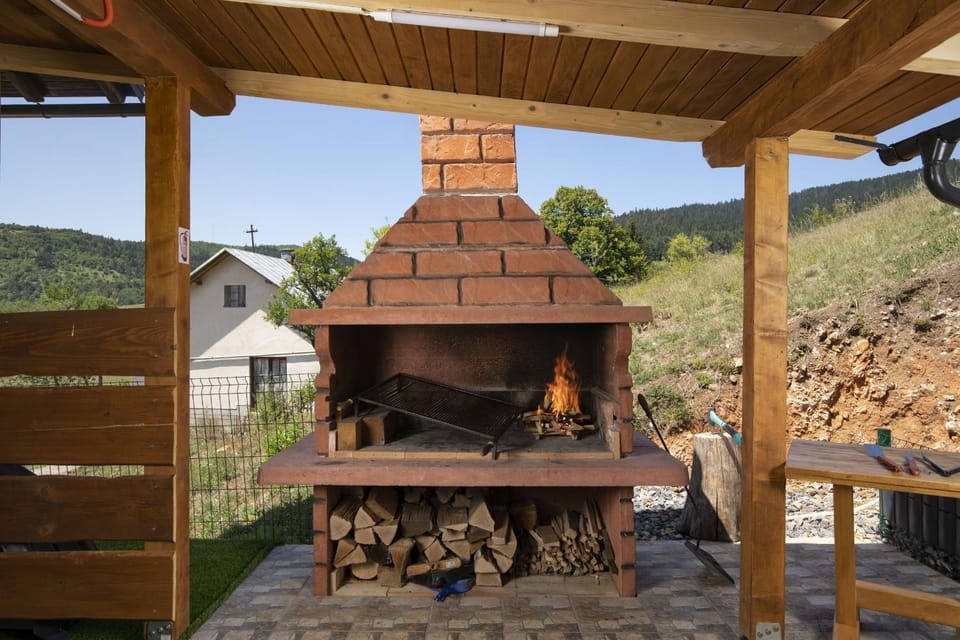 Day, Natural landscape, BBQ facilities, Mountain view