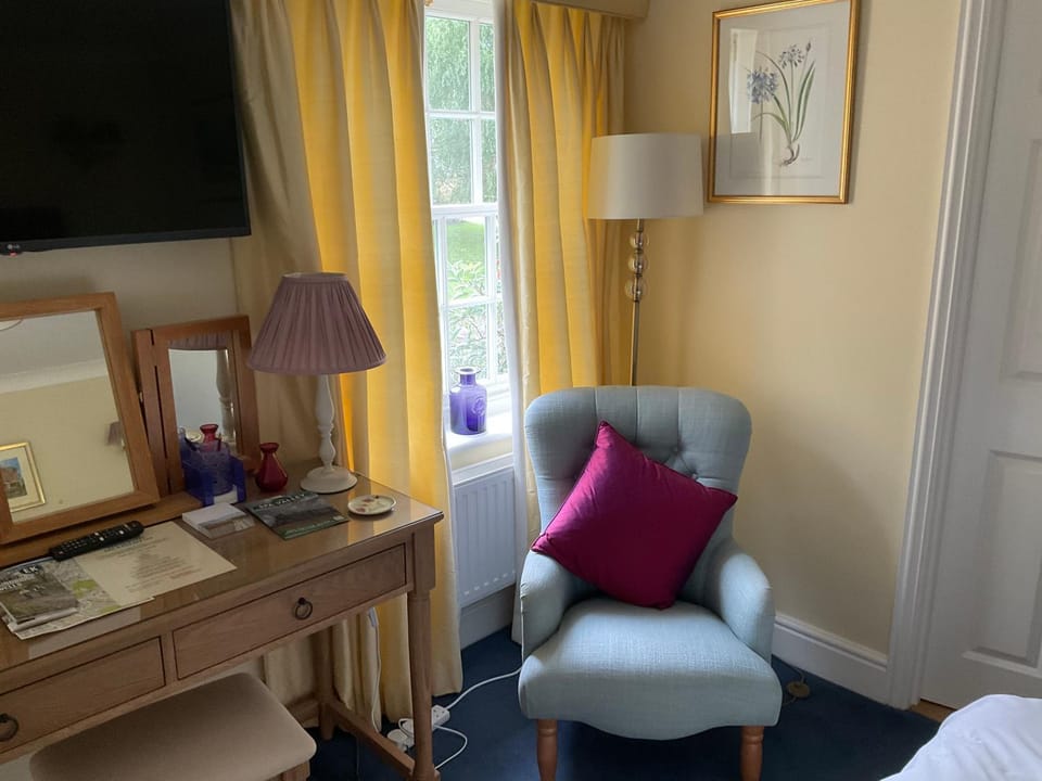 Broadwater Bed & Breakfast Bed and Breakfast in Royal Tunbridge Wells