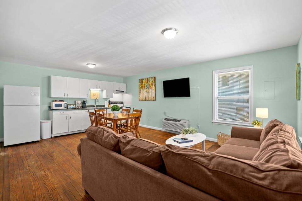Sand Dollar Suites 3 House in Carolina Beach