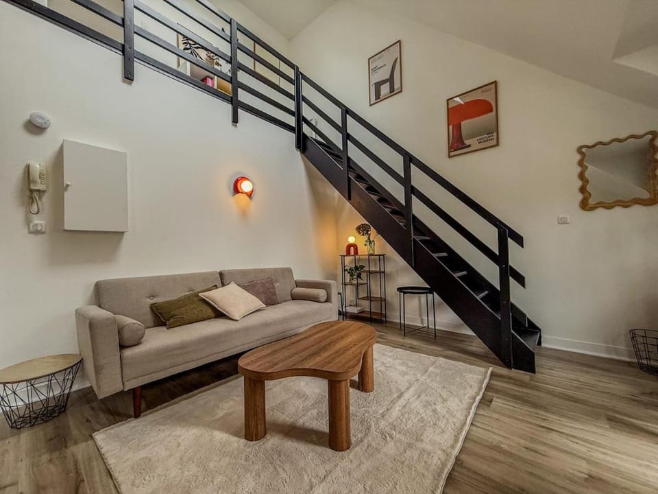 Duplex avec balcon en plein cœur de Chartres Apartment in Chartres