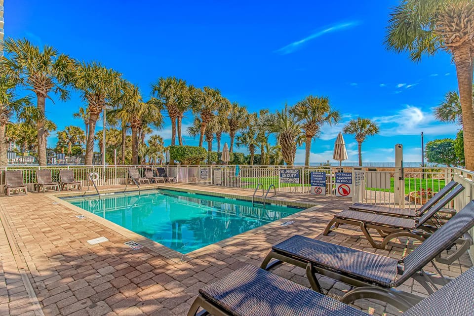 Updated 2nd Floor 1BR for 4! Sailfish 210 House in Myrtle Beach
