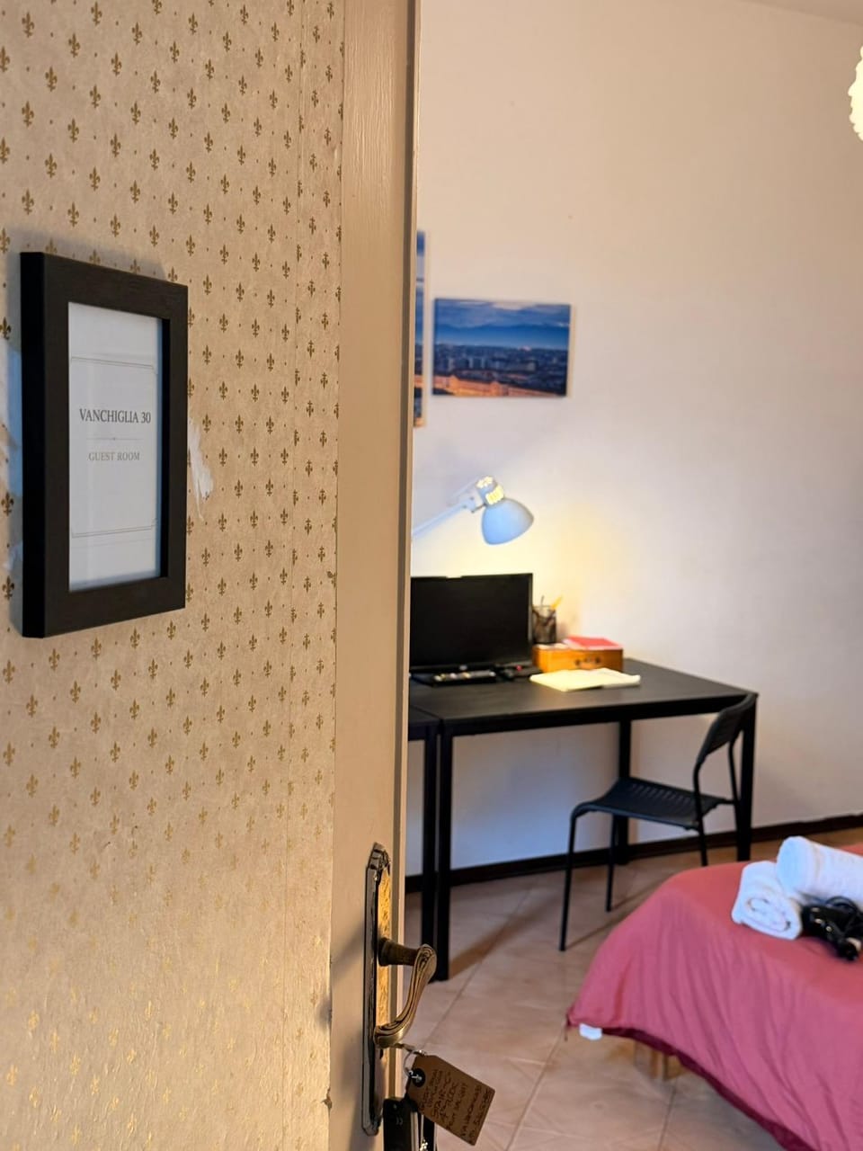 Vanchiglia30GuestRoom Vacation rental in Turin