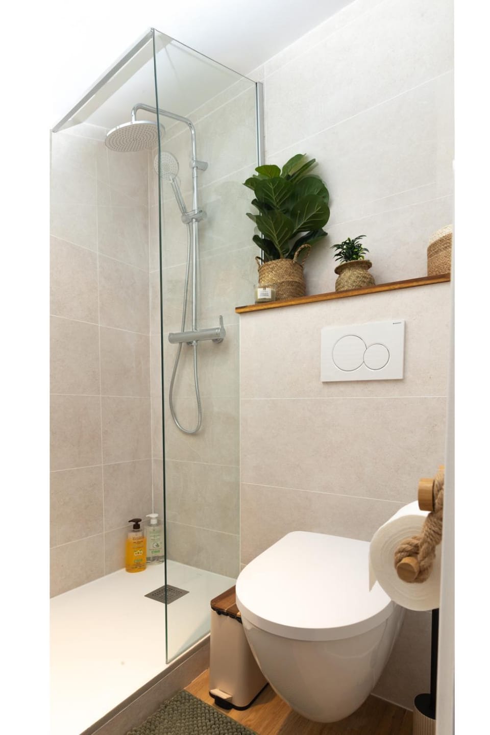 Shower, Toilet, Bathroom