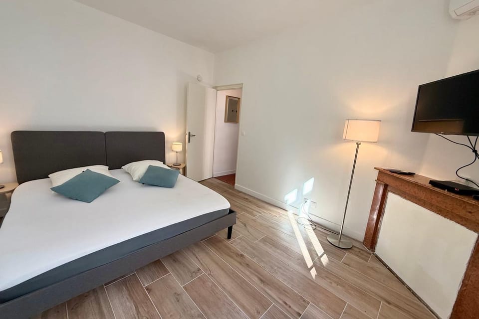 Old Antibes 2 Guests Apartment in Antibes