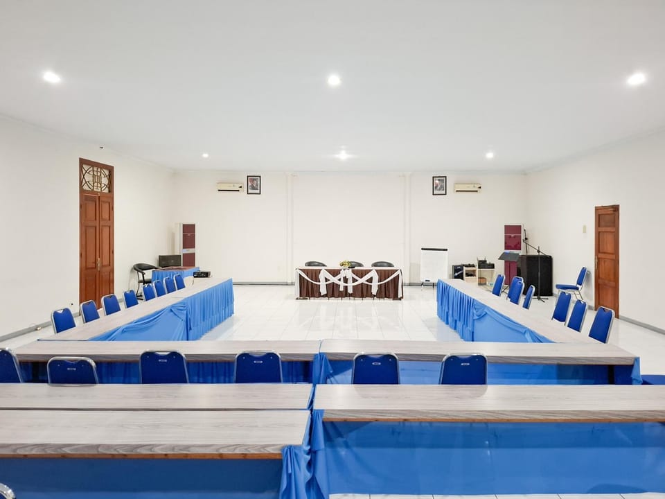 Meeting/conference room