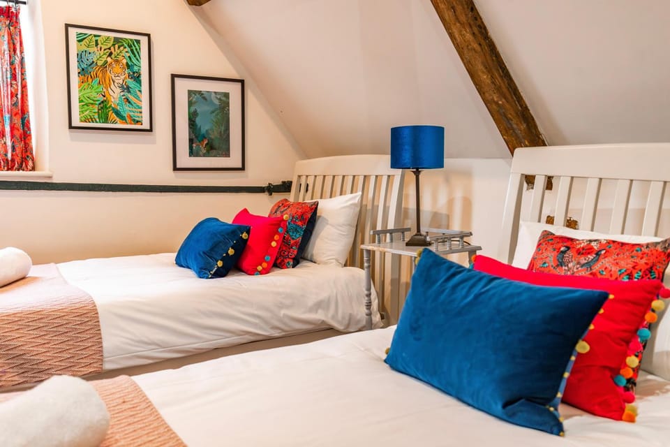 The Old Paul Pry by Leap Escapes House in Holt