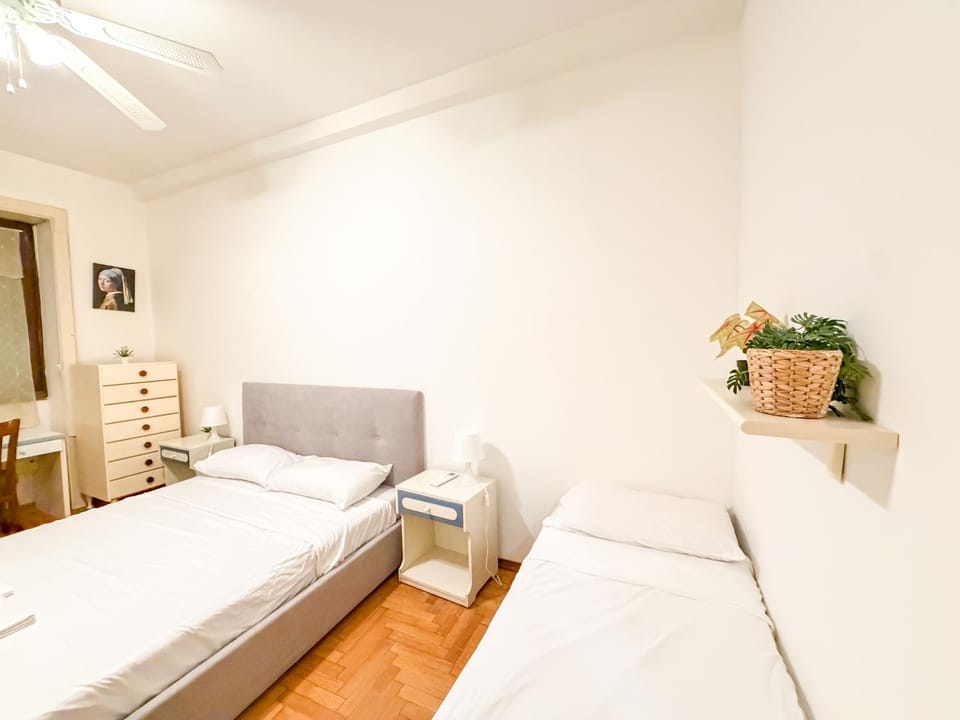 Piazza Napoli - Milan Center Apartment in Milan