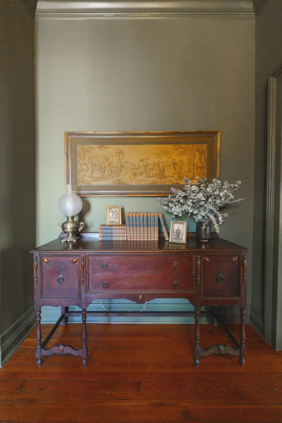 The Gilded Lady - The Socialite Suite Apartment in Pensacola