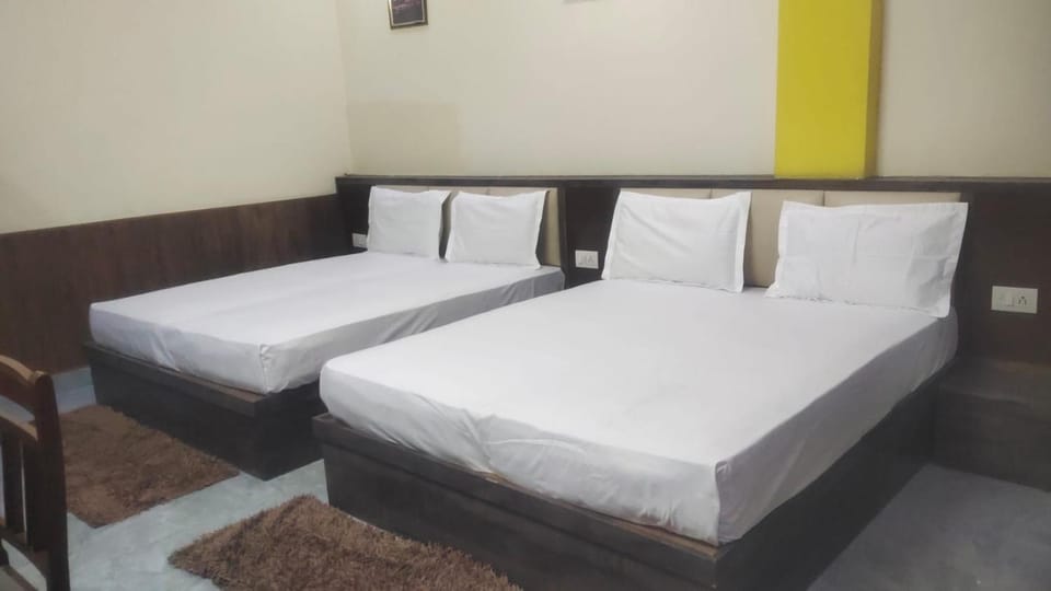 Rhythm Residency A Unit Of Vista Hospitality Hotel in Agra