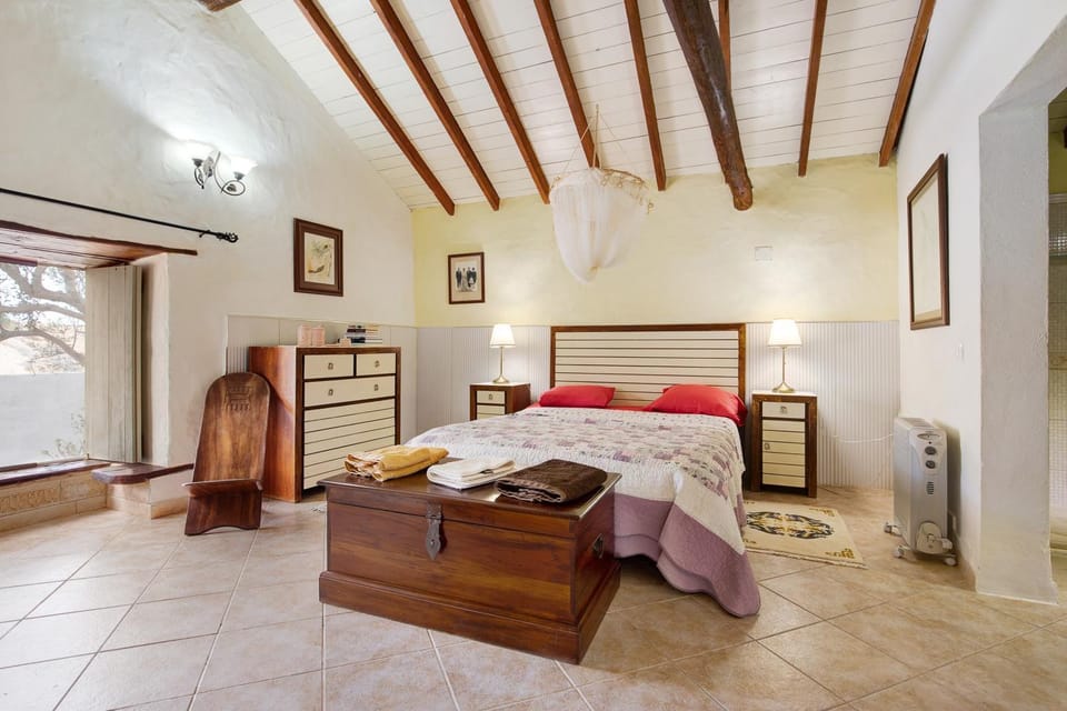 Property building, Living room, Bedroom