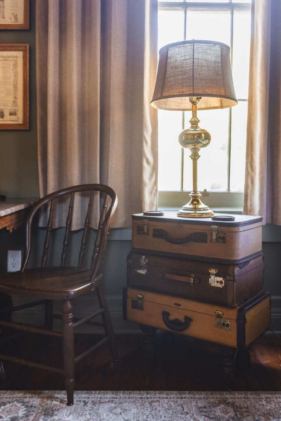 The Gilded Lady - The Seamstress Suite Apartment in Pensacola