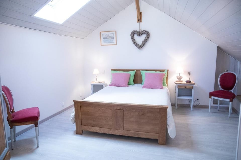 Property building, Living room, Bedroom