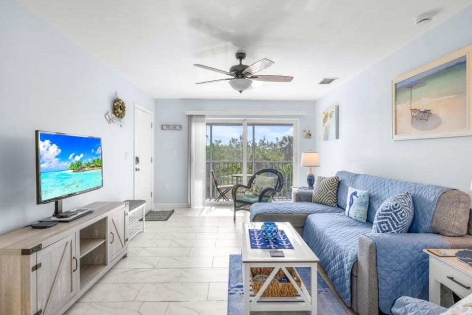 Seashells Unit 44 Apartment in Sanibel Island