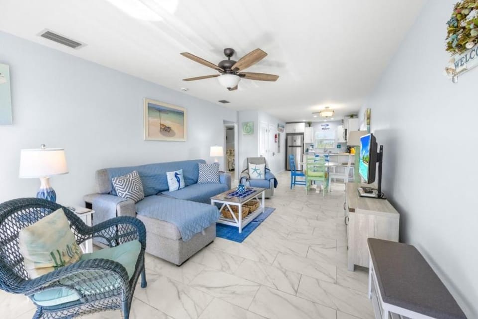 Seashells Unit 44 Apartment in Sanibel Island