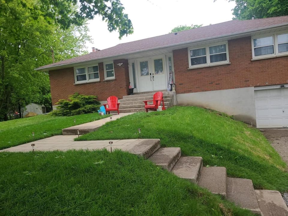 The Taunton House Villa in Ajax