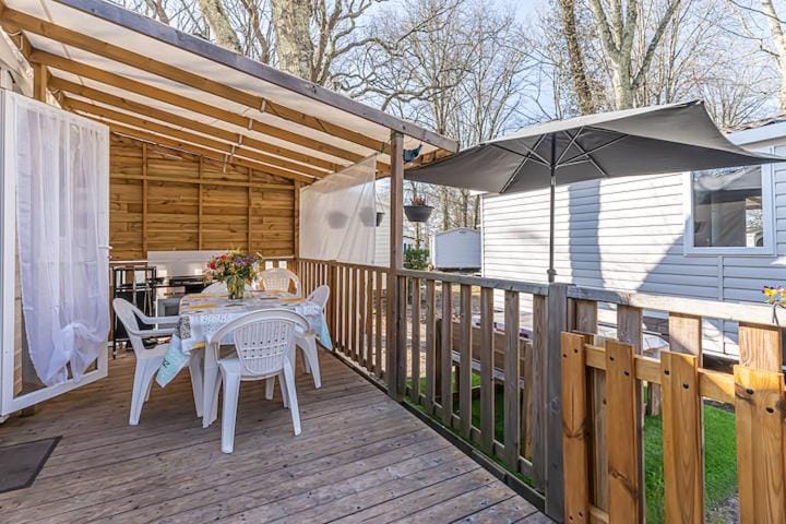 Mobilhome Le Coin Bonheur House in Mimizan